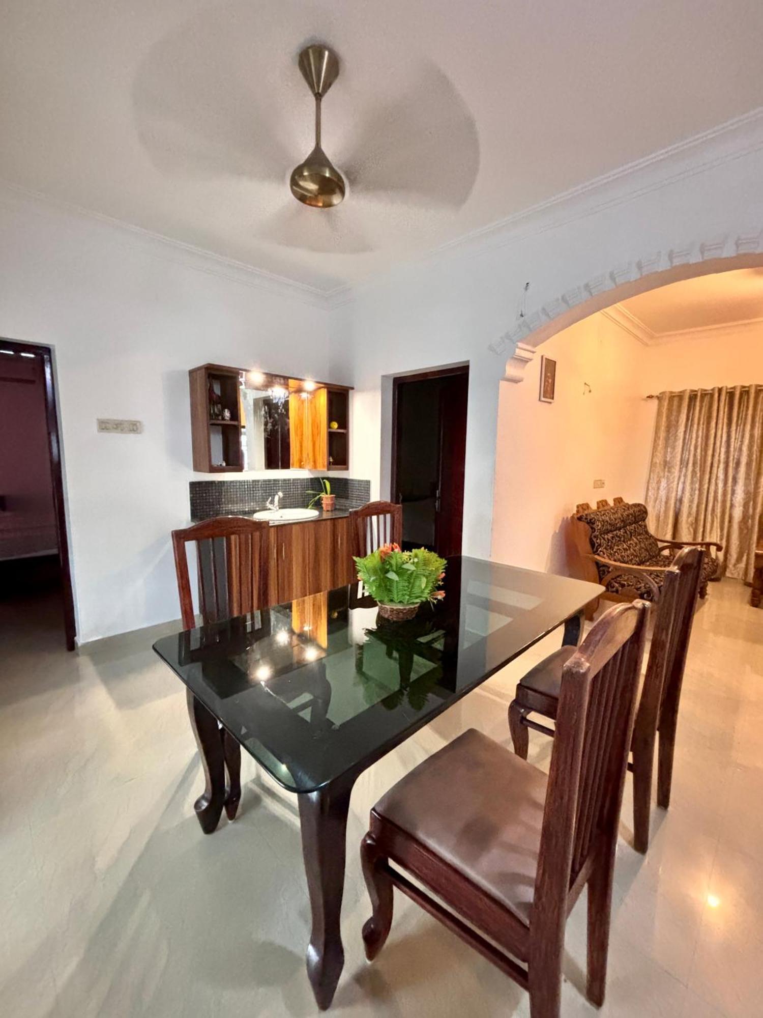 Beza Homestay Kochi Eksteriør billede