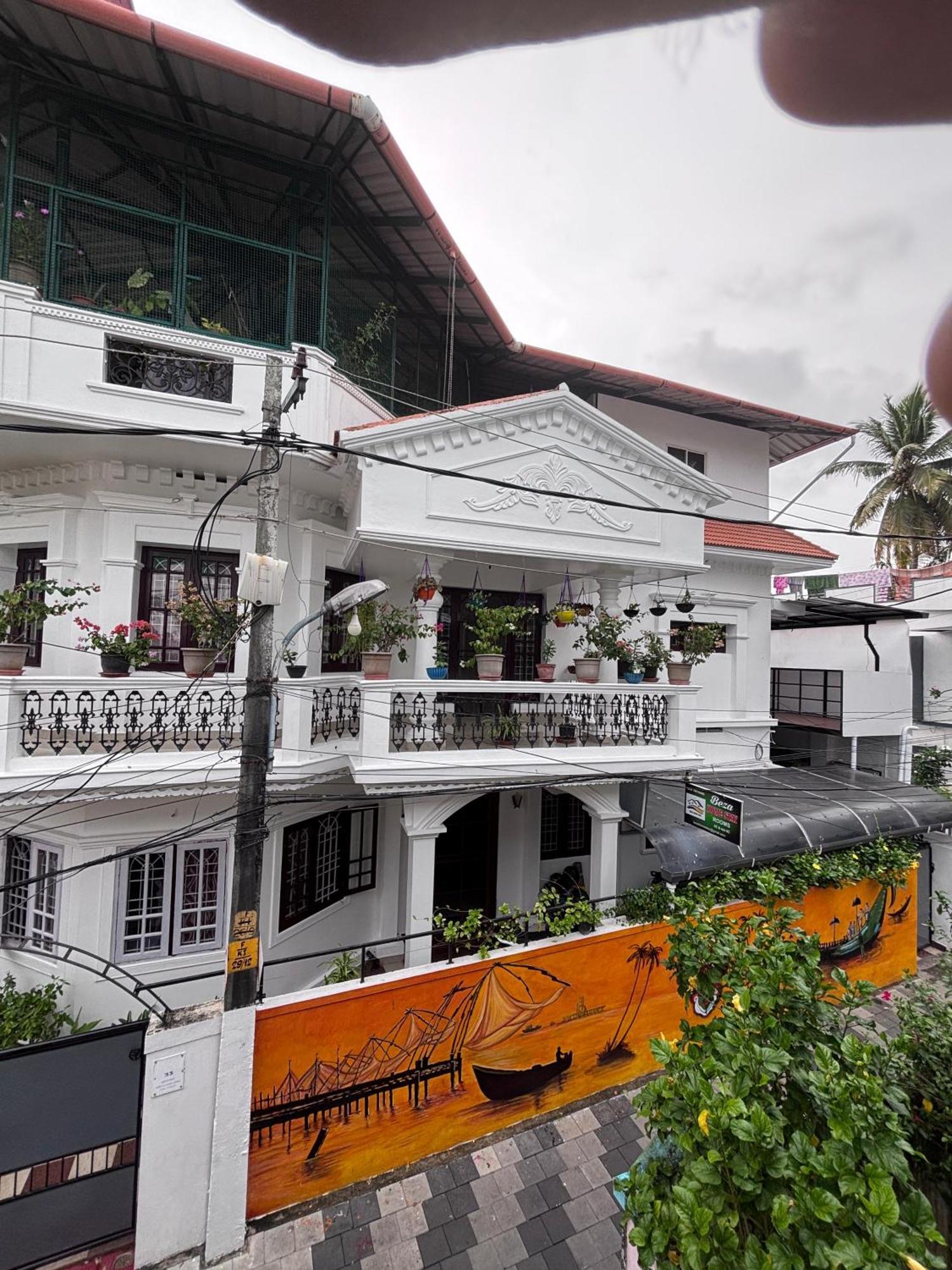 Beza Homestay Kochi Eksteriør billede